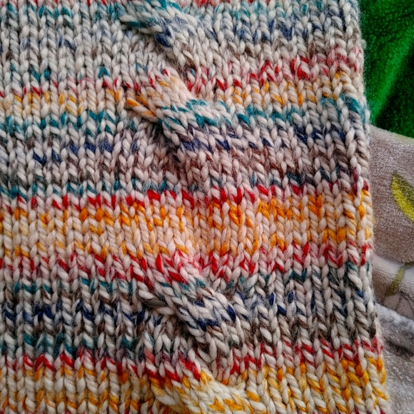 Hand knit large vest - Picture 2 of 2